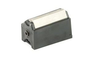 MAG RUGER M77/17 17WSM 6RD BLK